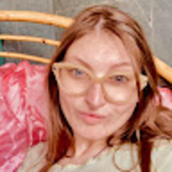 Meet your Posher, Em - Picture 1 of 1